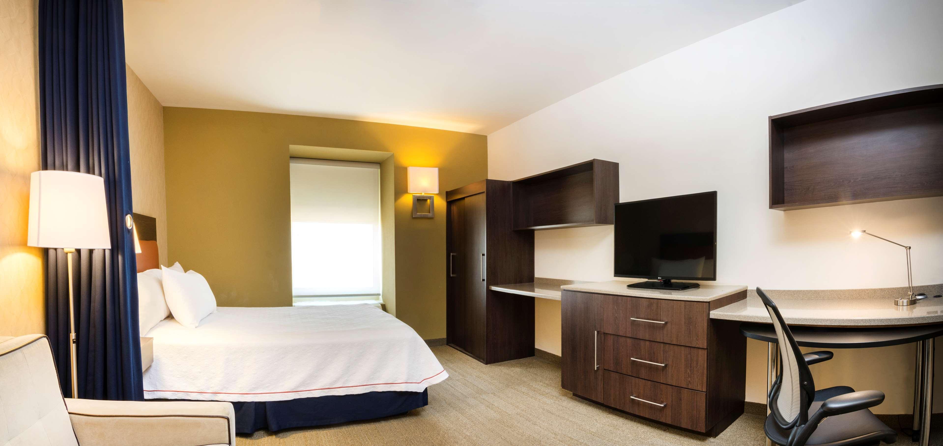 โฮมวูด สวีท บาย ฮิลตัน เกเรตาโร Hotel จูลิกา ภายนอก รูปภาพ