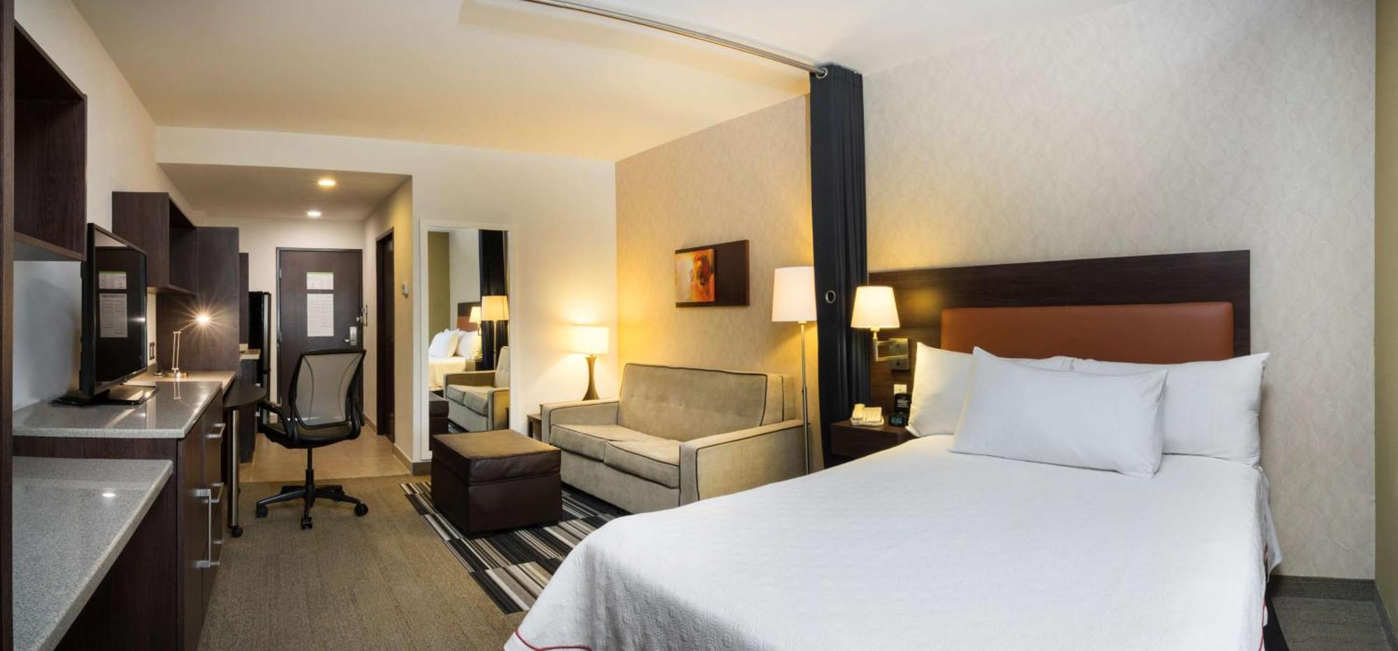 โฮมวูด สวีท บาย ฮิลตัน เกเรตาโร Hotel จูลิกา ภายนอก รูปภาพ