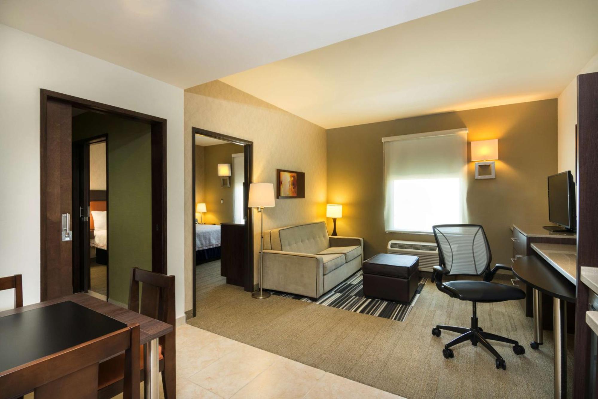 โฮมวูด สวีท บาย ฮิลตัน เกเรตาโร Hotel จูลิกา ภายนอก รูปภาพ